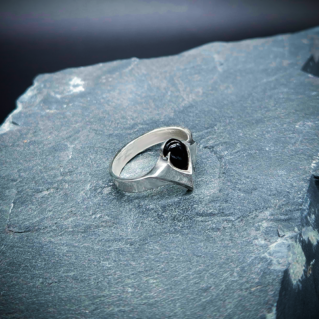 Sterling Silver ring, Vampire Ring, Black Stone, Onyx, White Gold, Gold, Vampire, Magic Ring, Fantasy Ring, Rings for Him, Gifts for Him, Rings for her, Ring Top View